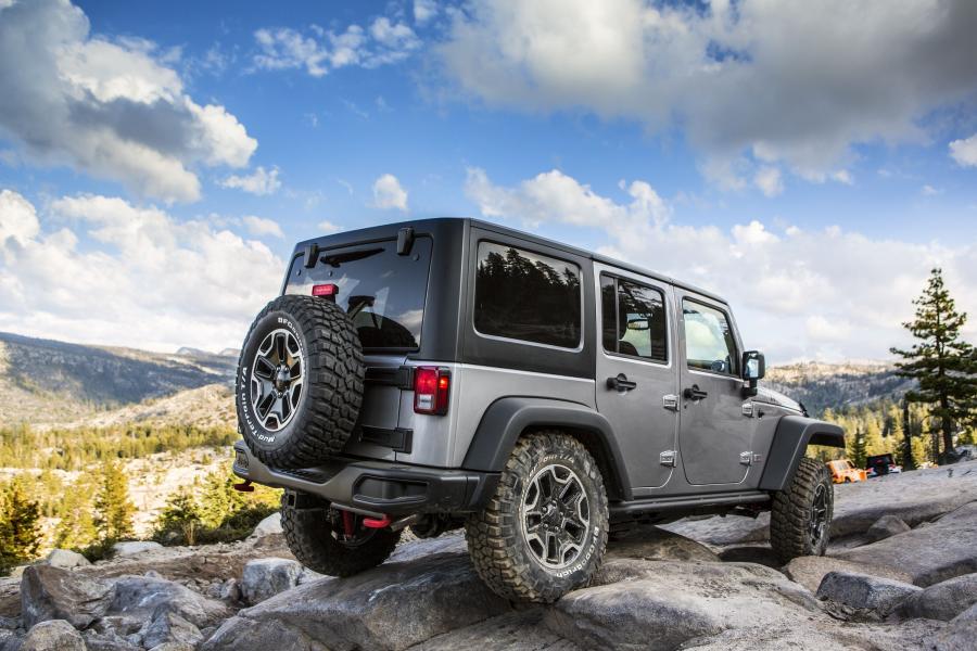  Jeep Wrangler Rubicon 10th Anniversary Edition 2013 года  (EU) (фото 39 из 54)